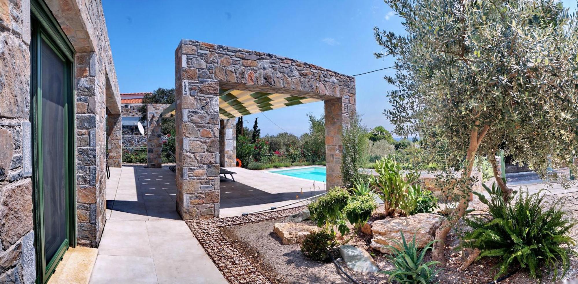 Вилла Ouzo Stone House 1 With Private Pool Пломарион Экстерьер фото